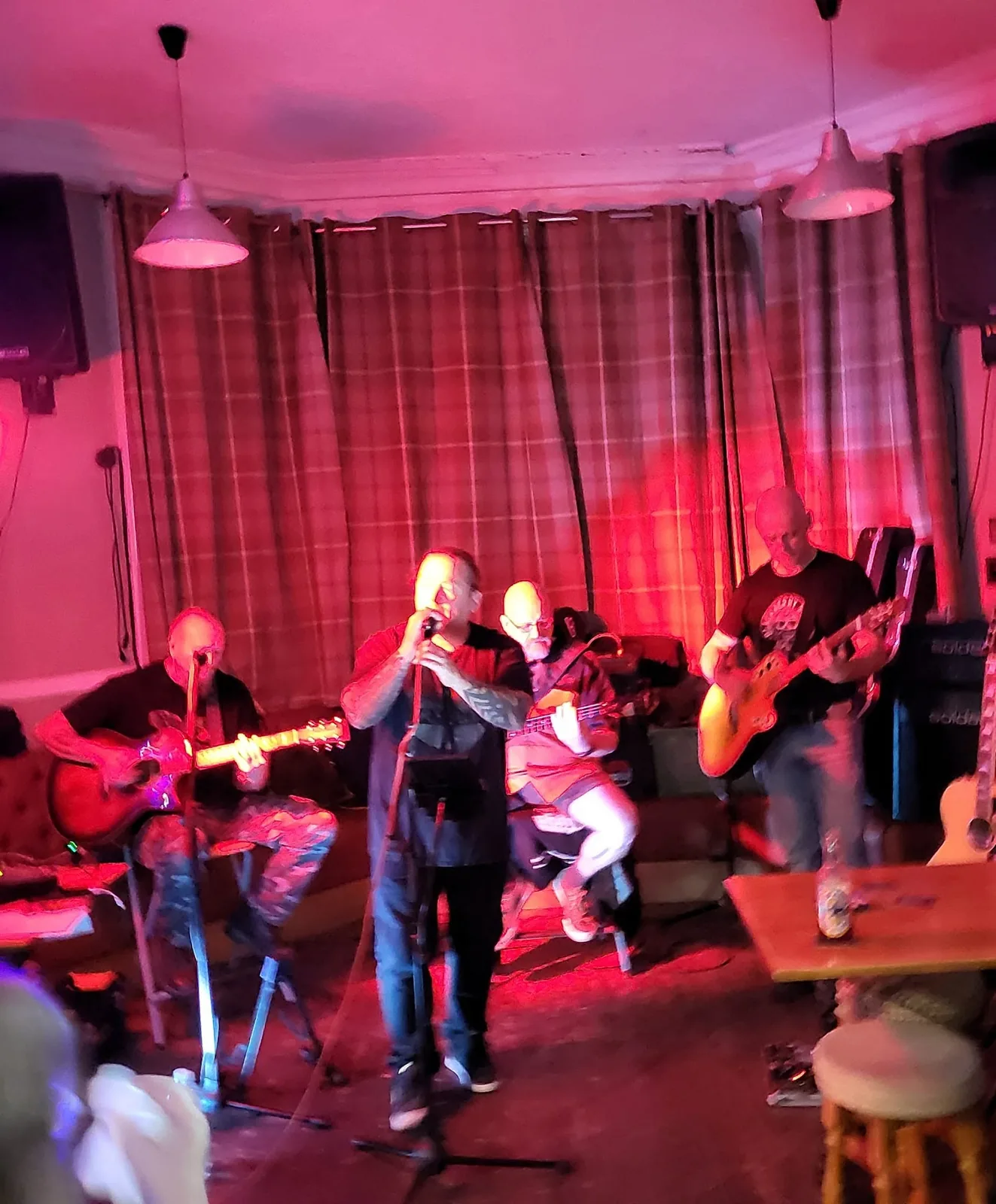 Electric Outlawz playing a live set